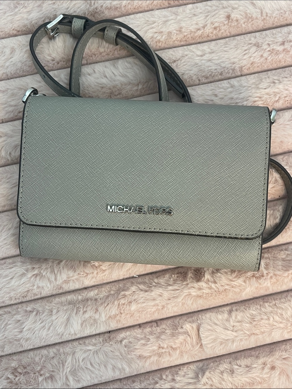Michael Kors Jet Set Grey Crossbody Bag or Wallet with removable Strap